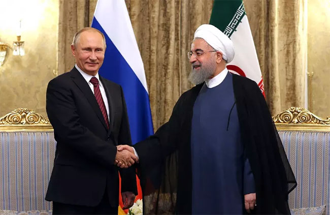ولادیمیر پوتین با رهبر و رئیس جمهور ایران دیدار کرد